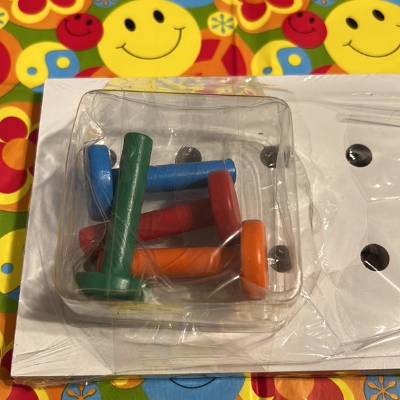 New Target White Peg Board w/ Four Colorful Pegs - Picture 2 of 7